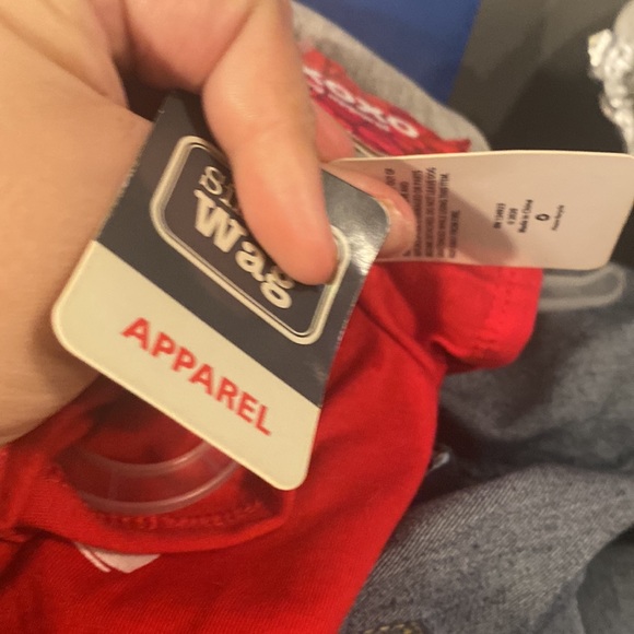 All three are size small all have tags - Picture 4 of 4